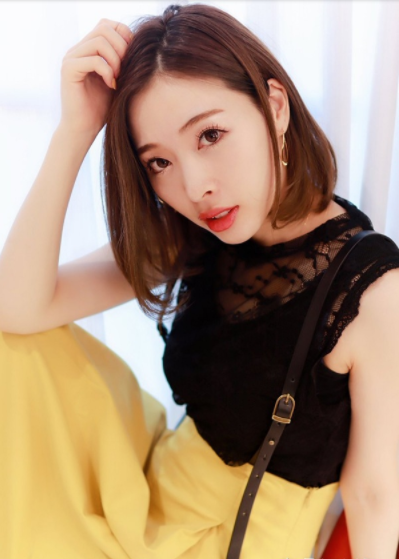 来自北海道的巨乳美女,短发俏丽、跟黑人交手过的顶级正妹 — 本田岬